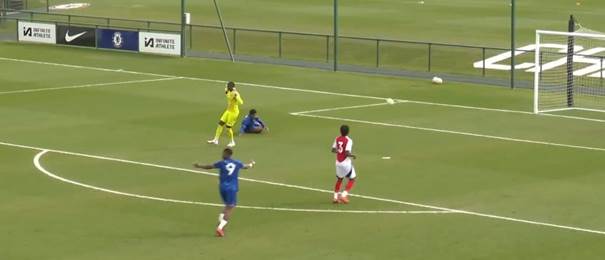 Une image contenant herbe, plein air, sport, compétition sportive

Le contenu généré par l’IA peut être incorrect.