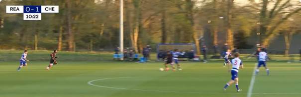 Une image contenant plein air, herbe, arbre, personne

Le contenu généré par l’IA peut être incorrect.